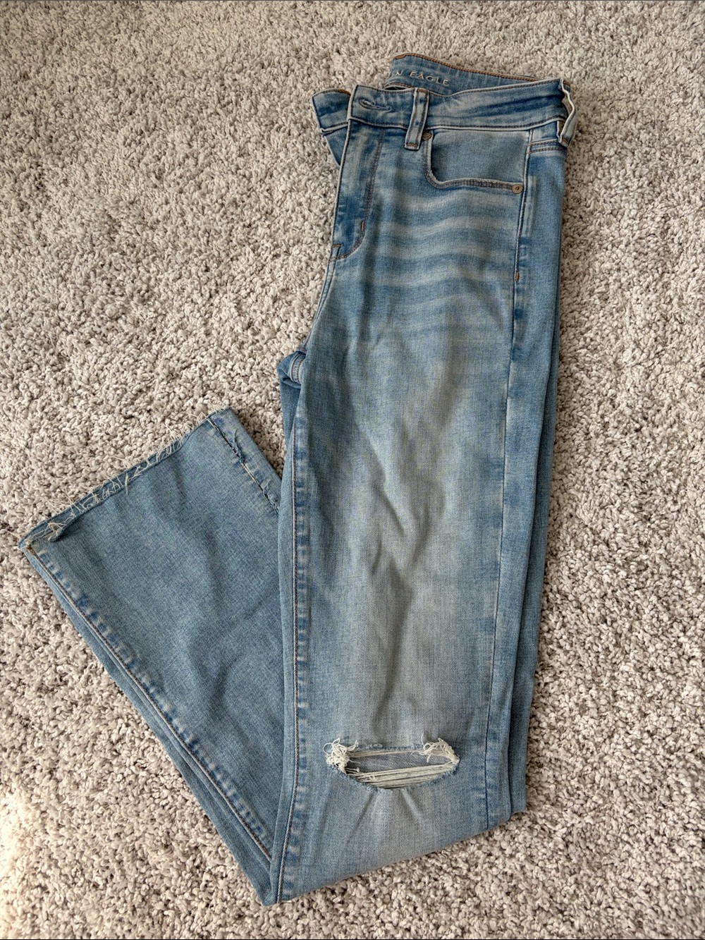 Light Wash Women’s Jeans